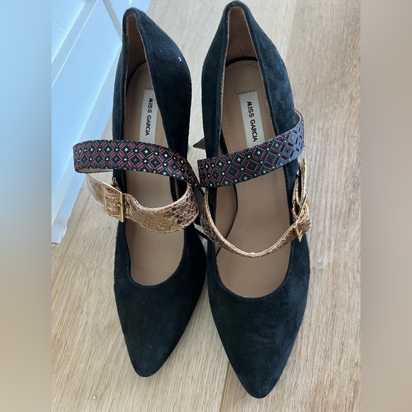 Brand New - Miss Garcia. Get ready for holidays! - Picture 2 of 4